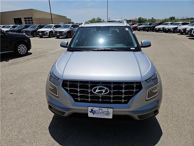 new 2025 Hyundai Venue car