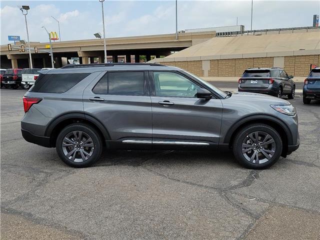 new 2025 Ford Explorer car, priced at $52,690