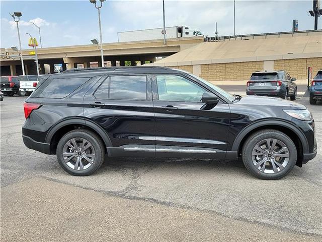 new 2025 Ford Explorer car, priced at $50,795