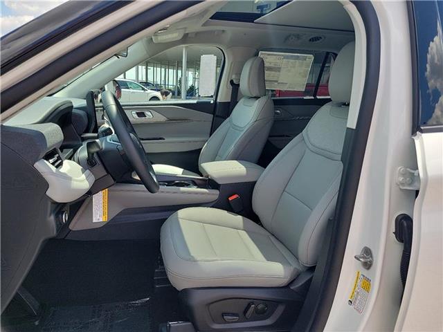 new 2025 Ford Explorer car, priced at $53,285