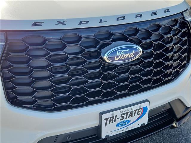 new 2025 Ford Explorer car