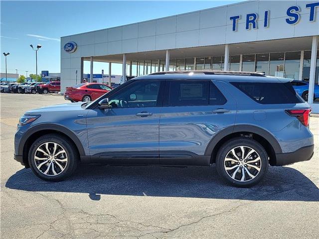 new 2025 Ford Explorer car, priced at $51,295