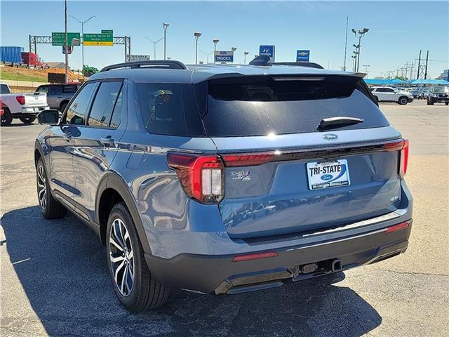 new 2025 Ford Explorer car, priced at $51,295