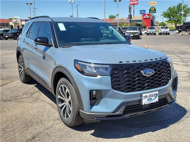 new 2025 Ford Explorer car, priced at $51,295