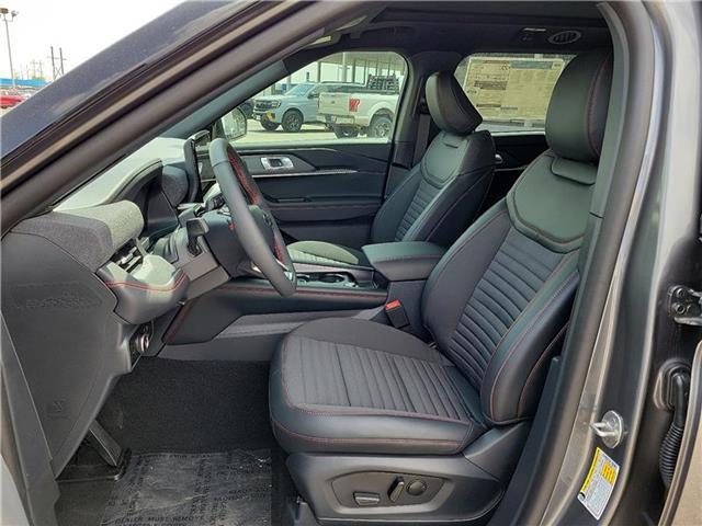 new 2025 Ford Explorer car