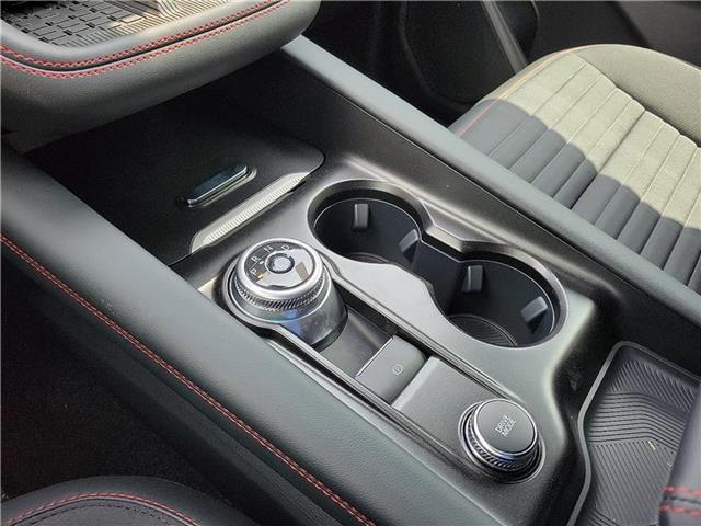 new 2025 Ford Explorer car