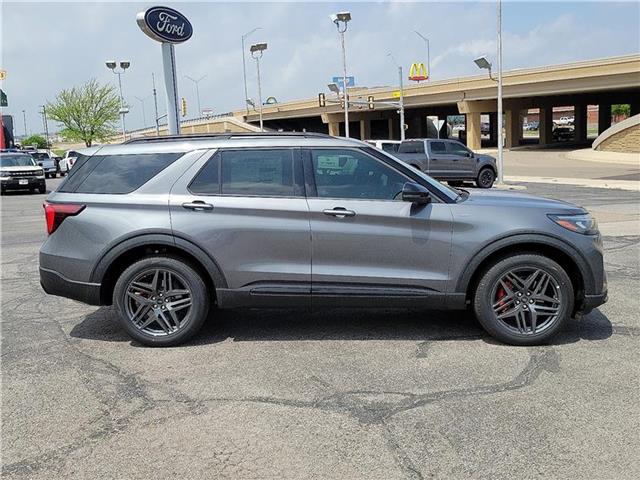 new 2025 Ford Explorer car