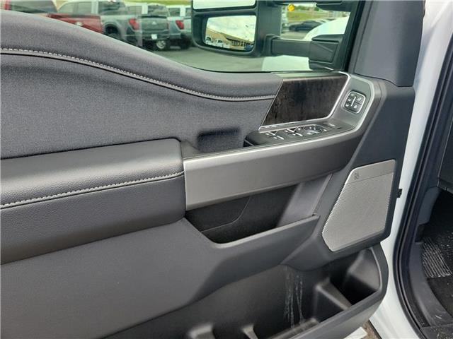new 2025 Ford F-250 car, priced at $93,420