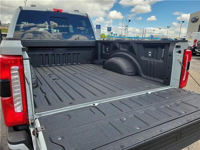 new 2025 Ford F-250 car, priced at $90,920