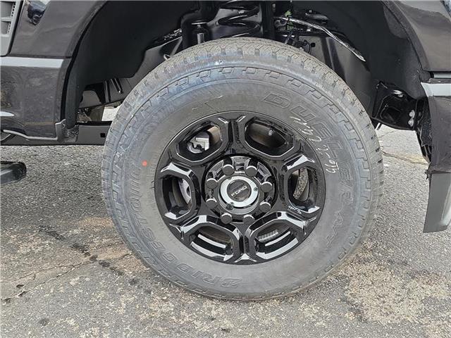 new 2025 Ford F-250 car, priced at $73,475
