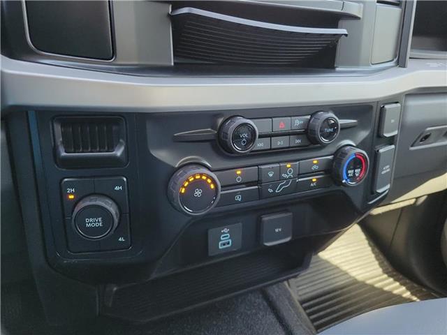 new 2025 Ford F-250 car, priced at $64,555