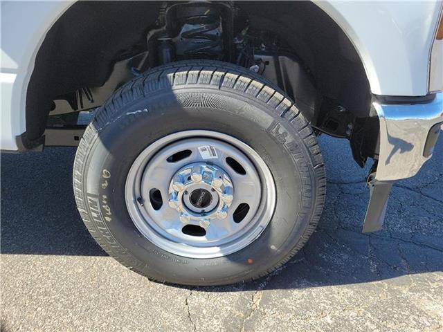 new 2025 Ford F-250 car, priced at $64,555