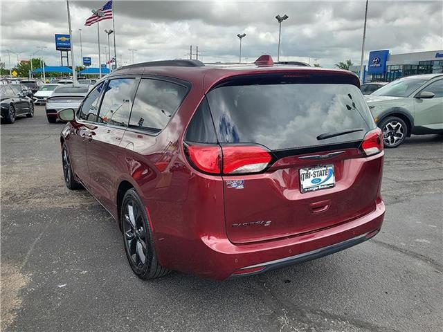 used 2020 Chrysler Pacifica car, priced at $22,525
