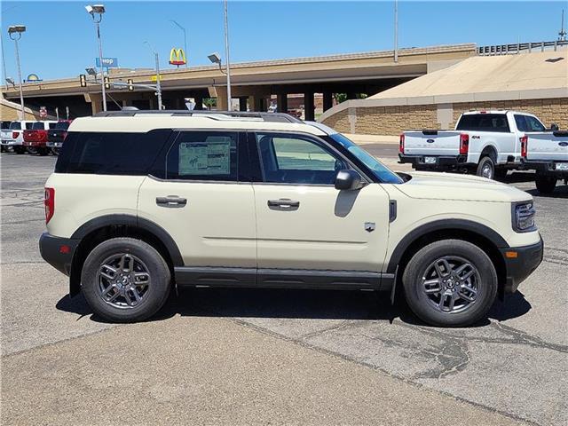new 2025 Ford Bronco Sport car, priced at $36,085