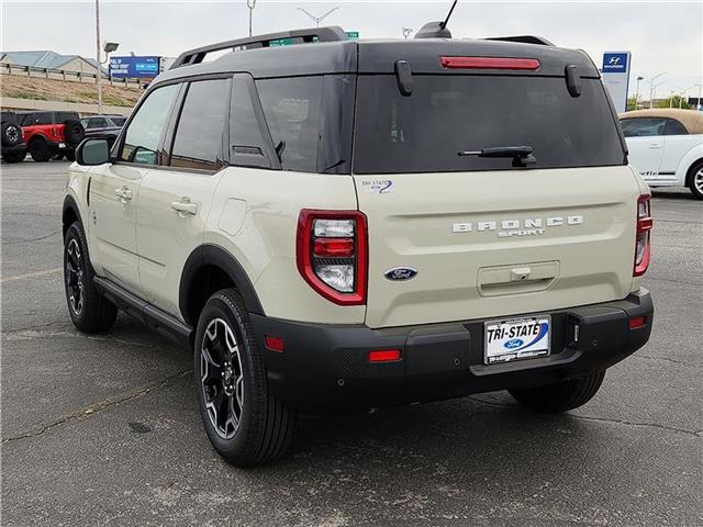 new 2025 Ford Bronco Sport car, priced at $39,875