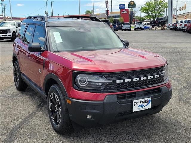 new 2025 Ford Bronco Sport car, priced at $39,975