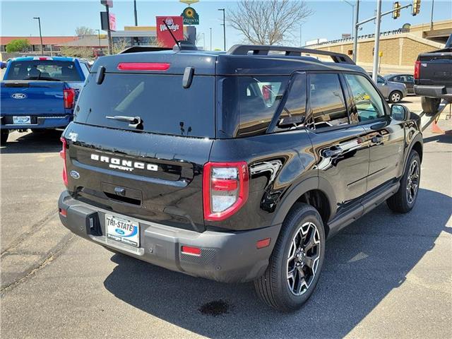 new 2025 Ford Bronco Sport car, priced at $39,670