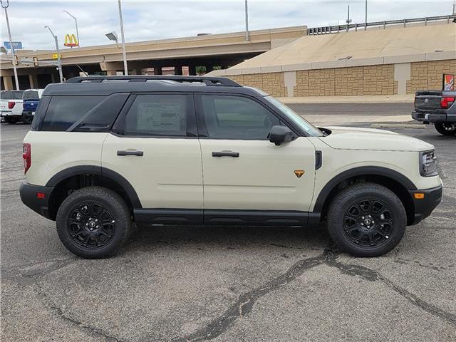 new 2025 Ford Bronco Sport car, priced at $45,040