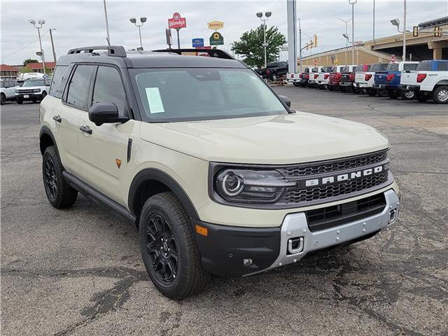 new 2025 Ford Bronco Sport car, priced at $45,040
