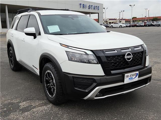 used 2025 Nissan Pathfinder car, priced at $41,999