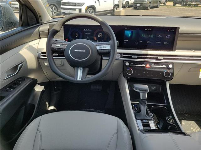 new 2025 Hyundai Tucson car, priced at $35,275