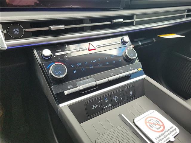 new 2025 Hyundai Santa Fe HEV car, priced at $49,679