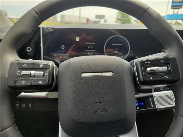 new 2025 Hyundai Santa Fe HEV car, priced at $51,680