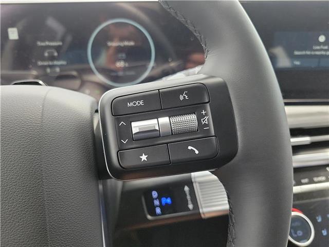 new 2025 Hyundai Santa Fe HEV car, priced at $51,680