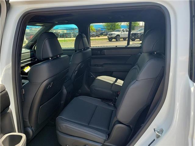 new 2025 Hyundai Santa Fe car, priced at $52,305