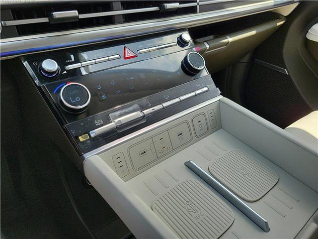 new 2025 Hyundai Santa Fe car, priced at $51,620