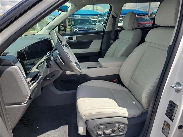 new 2025 Hyundai Santa Fe car, priced at $53,884