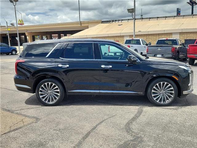 used 2024 Hyundai Palisade car, priced at $45,675