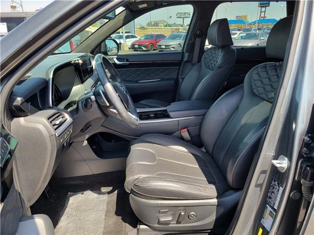 used 2022 Hyundai Palisade car, priced at $38,125