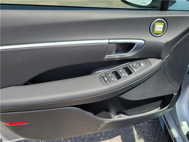 new 2025 Hyundai Sonata Hybrid car, priced at $35,620