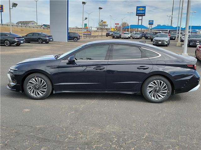 new 2025 Hyundai Sonata Hybrid car, priced at $35,550