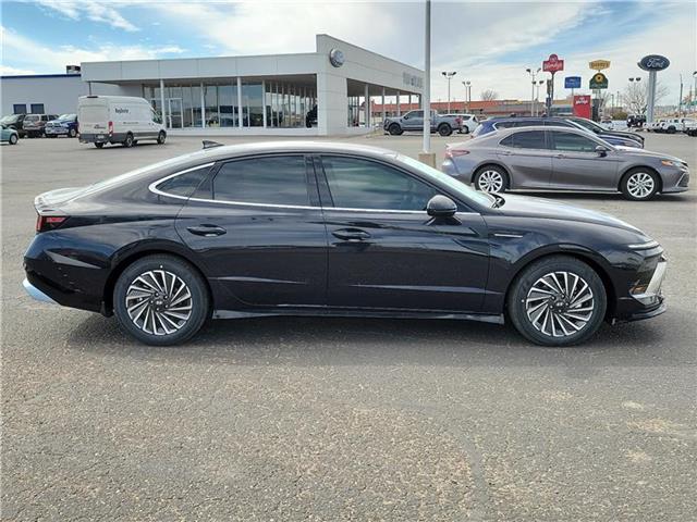 new 2025 Hyundai Sonata Hybrid car, priced at $35,550
