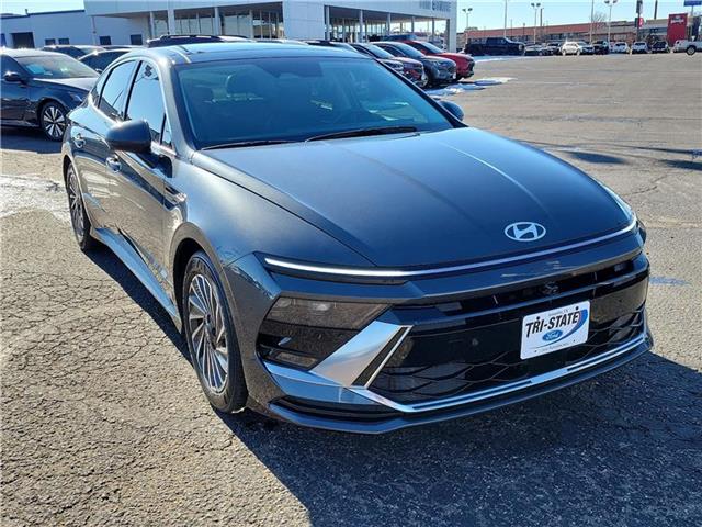 used 2024 Hyundai Sonata Hybrid car, priced at $29,999