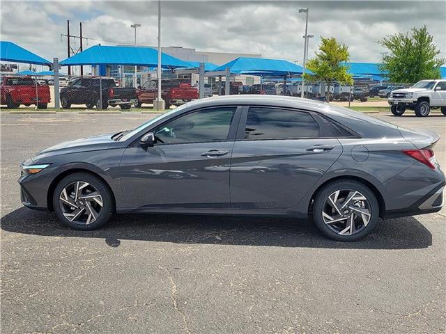 new 2025 Hyundai Elantra car, priced at $27,625