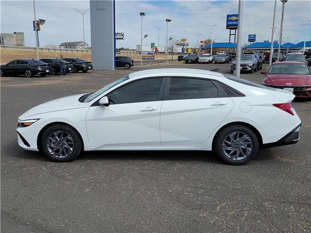new 2025 Hyundai Elantra HEV car, priced at $30,120