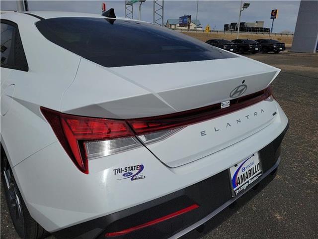 new 2025 Hyundai Elantra HEV car, priced at $30,120