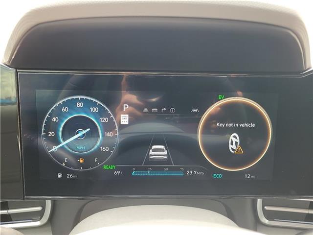 new 2025 Hyundai Elantra HEV car, priced at $32,295