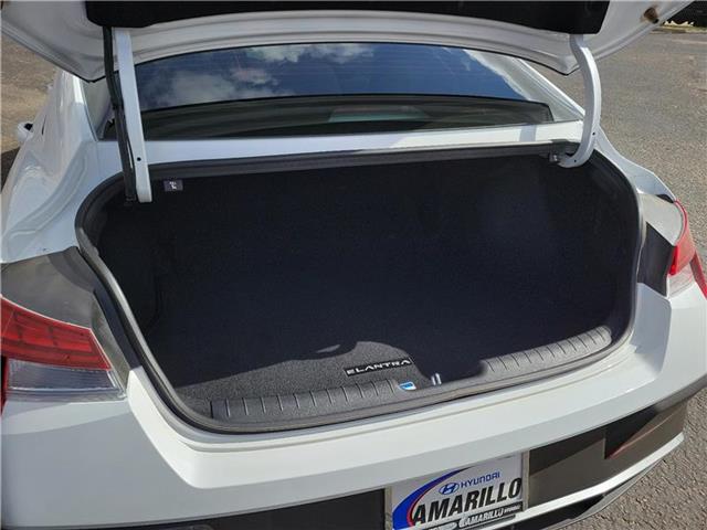 new 2025 Hyundai Elantra HEV car, priced at $30,175
