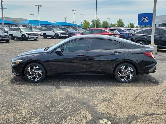 new 2025 Hyundai Elantra HEV car, priced at $31,775