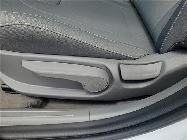 new 2025 Hyundai Elantra HEV car, priced at $32,275