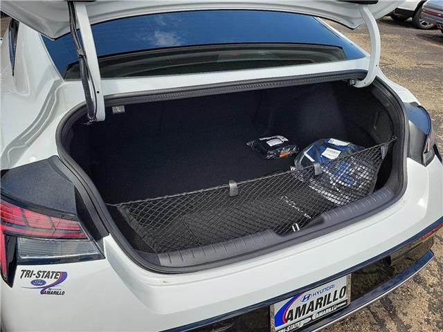 new 2025 Hyundai Elantra car, priced at $33,305